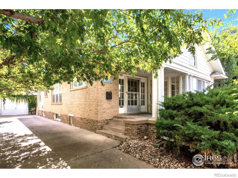 930 W 4th St, Loveland, CO 80537