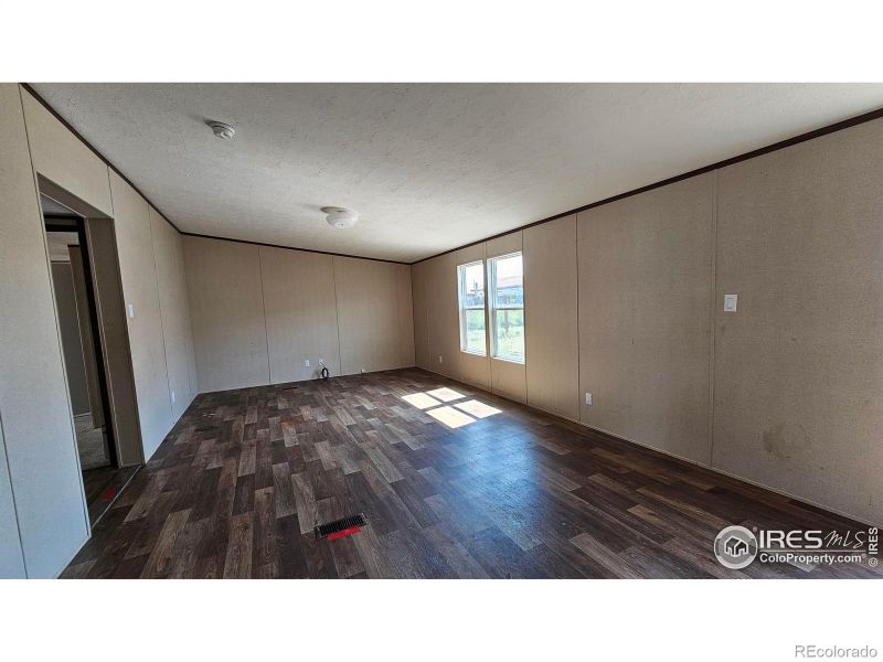 216 Linden Dr, Log Lane Village, CO 80705
