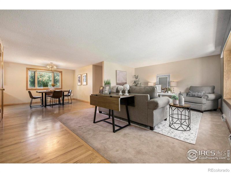 28 Princeton Cir, Longmont, CO 80503