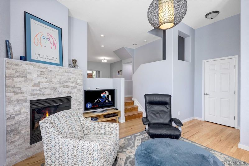 932 Rockhurst Dr #C, Highlands Ranch, CO 80129
