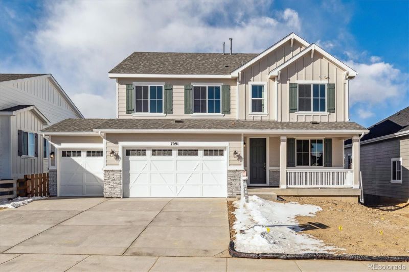 7091 S White Crow Way, Aurora, CO 80016
