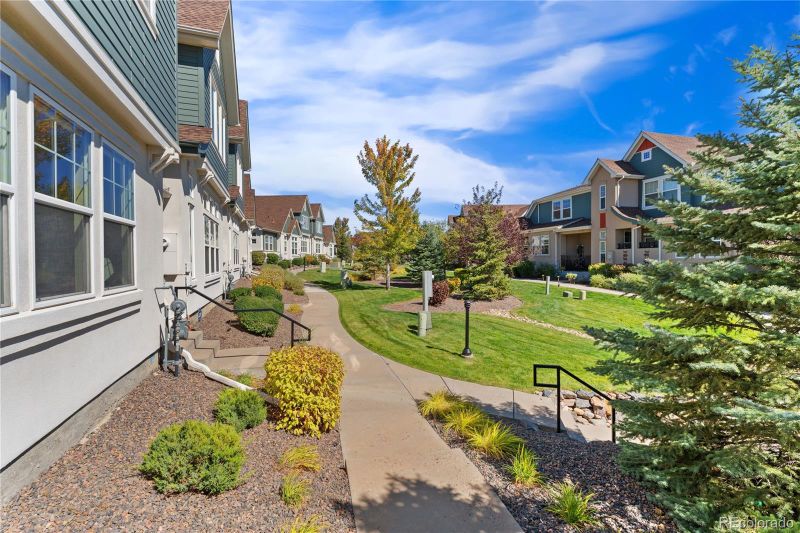 9856 W Hinsdale Pl, Littleton, CO 80128