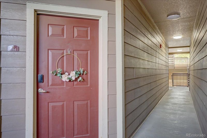 7440 S Blackhawk St #10204, Englewood, CO 80112