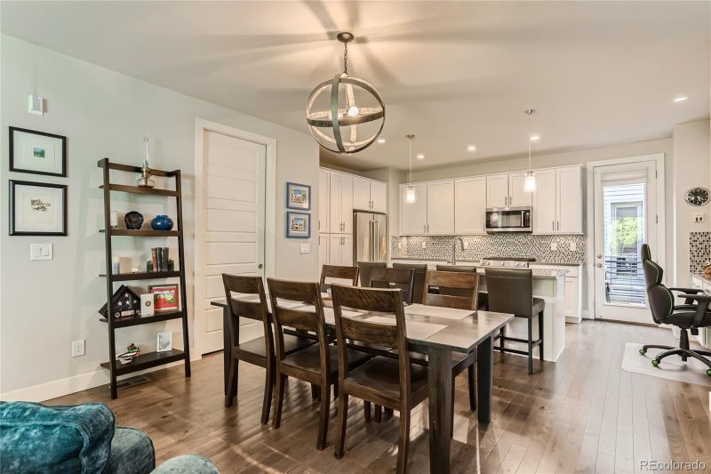 2424 N Washington St, Denver, CO 80205