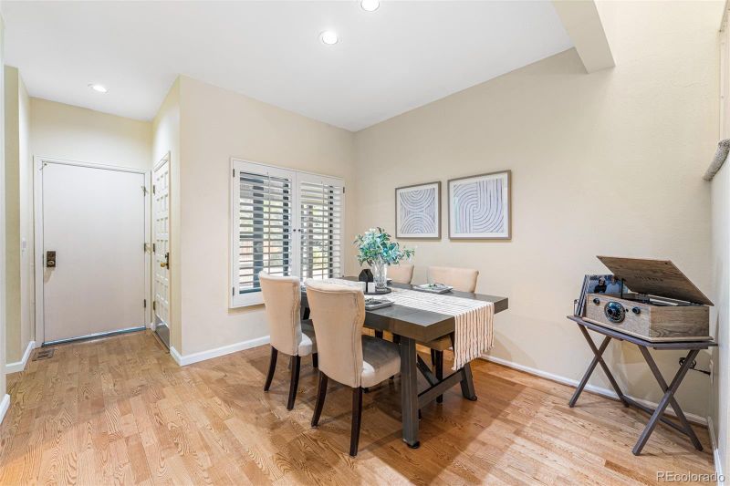 231 S Monaco Pw, Denver, CO 80224