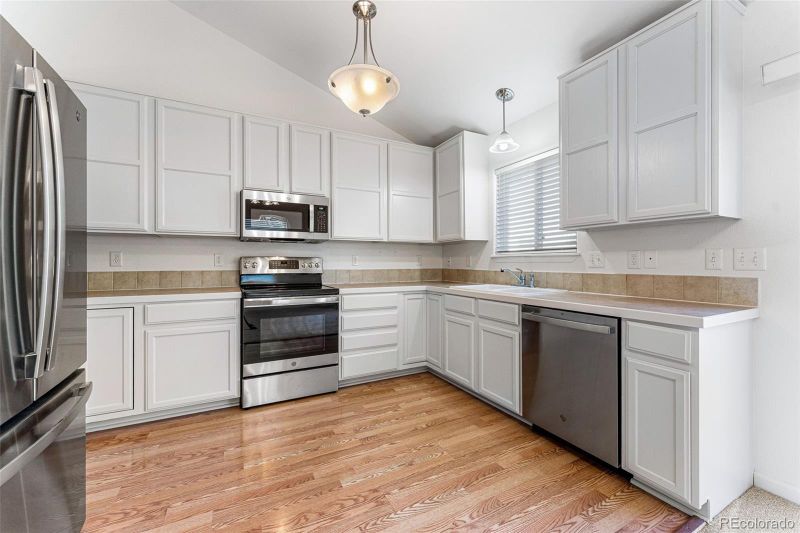 400 Sorrel Dr, Windsor, CO 80550