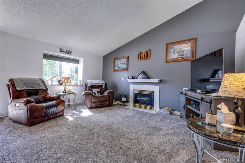 5441 E 121st Pl, Thornton, CO 80241