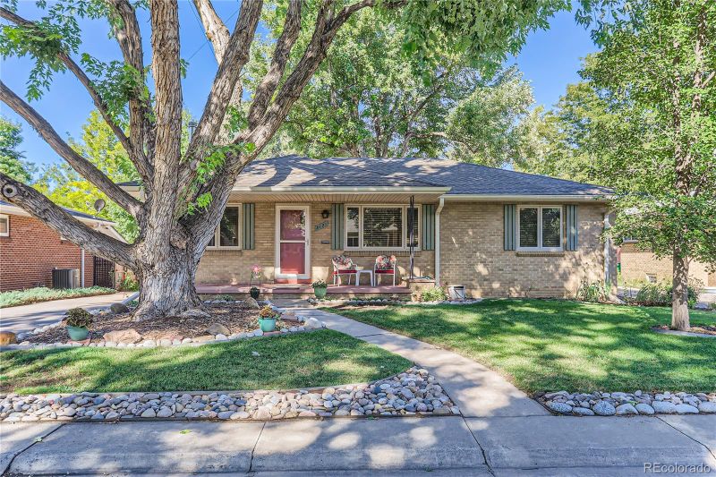 3121 S Franklin St, Englewood, CO 80113