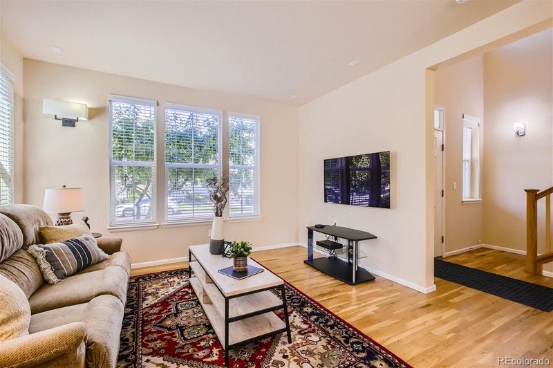 562 Casper Dr, Lafayette, CO 80026