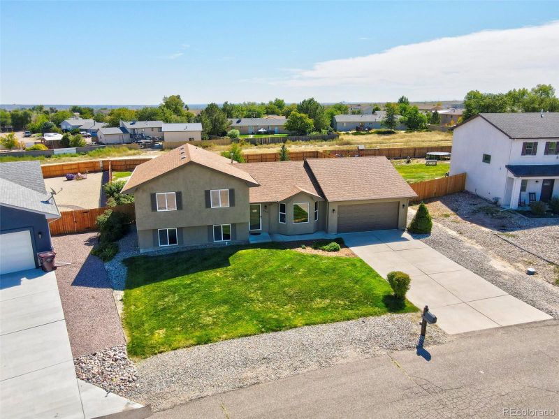 662 S Bond Dr, Pueblo West, CO 81007