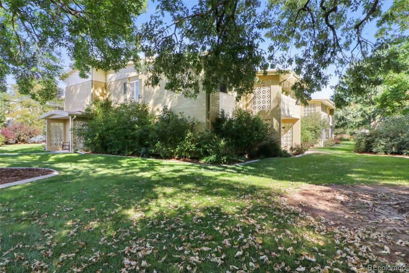 735 S Alton Way #4A, Denver, CO 80247