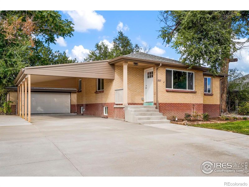 1017 S Irving St, Denver, CO 80219