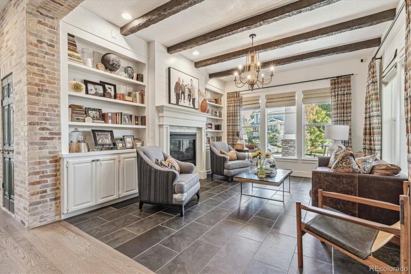 24361 E Roxbury Cir, Aurora, CO 80016
