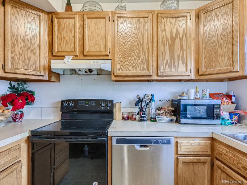 405 Monico Gardens Dr, Evans, CO 80620