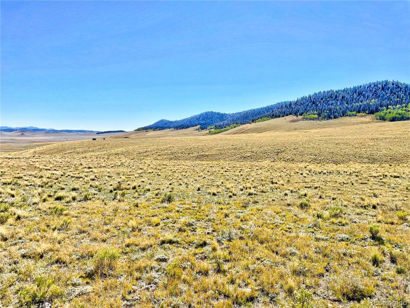 423 Rainbow Dr, Como, CO 80432