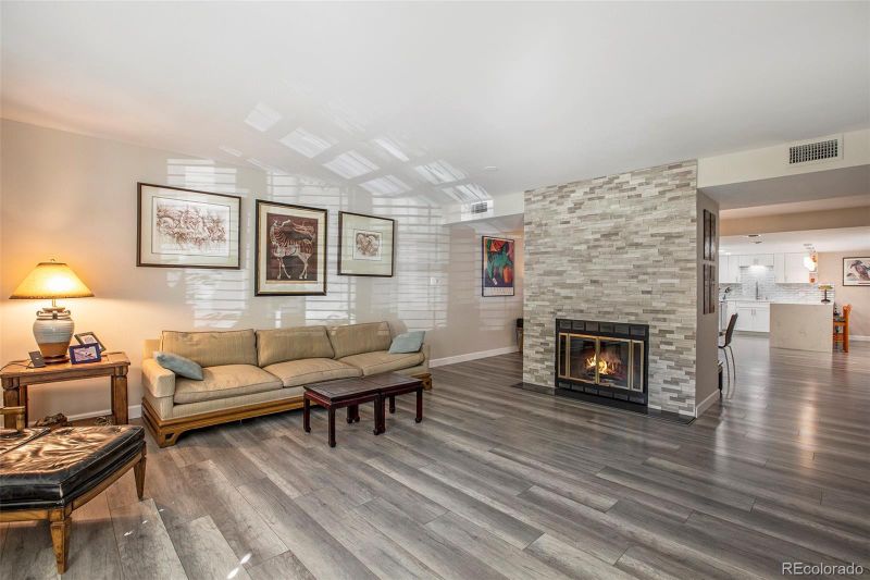 4605 S Yosemite St #101, Denver, CO 80237