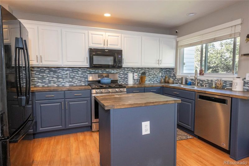 5015 Weeping Willow Cir, Highlands Ranch, CO 80126