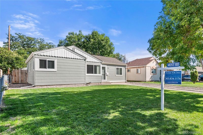 1732 Newark St, Aurora, CO 80010