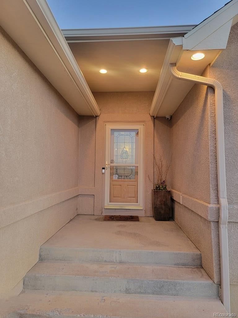1818 Acomita Dr, Pueblo West, CO 81007