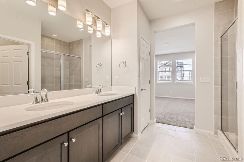 6653 N Ceylon St, Denver, CO 80249