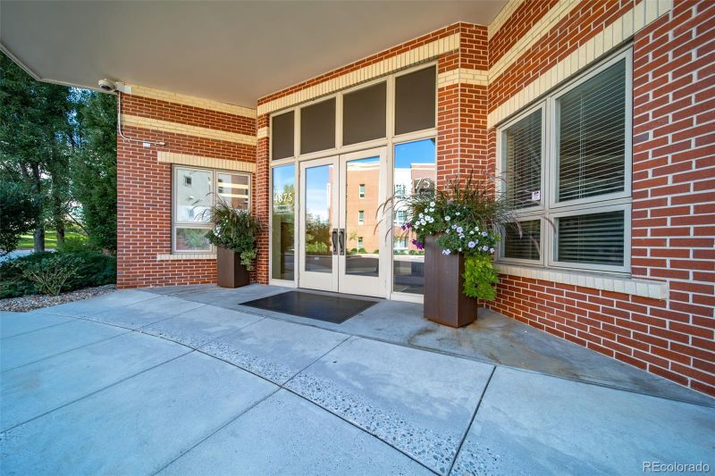 4875 S Monaco St #110, Denver, CO 80237