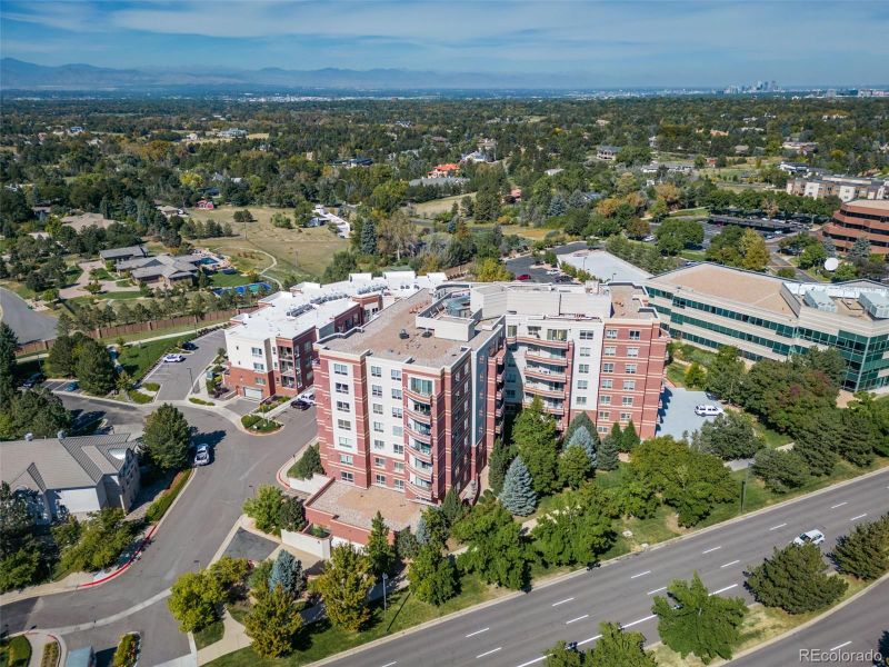 4875 S Monaco St #110, Denver, CO 80237