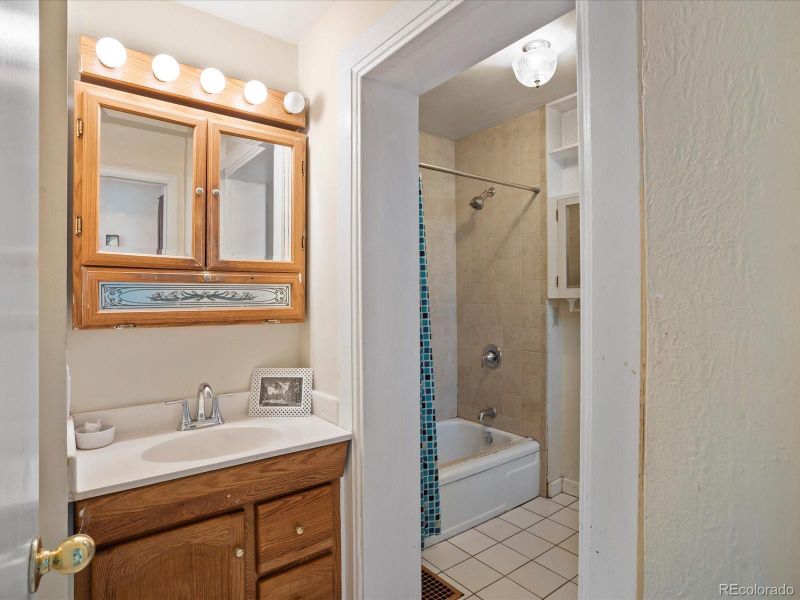 723 S Sherman St, Denver, CO 80209