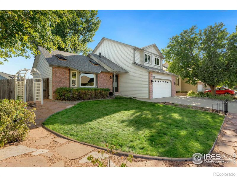2180 Wimbleton Dr, Loveland, CO 80538