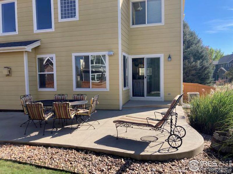 828 Serenity Ln, Longmont, CO 80504