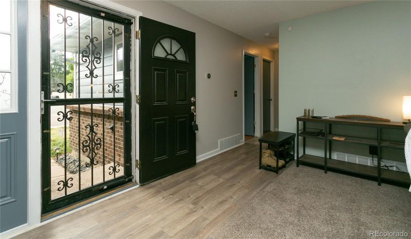6208 S Carr Ct, Littleton, CO 80123