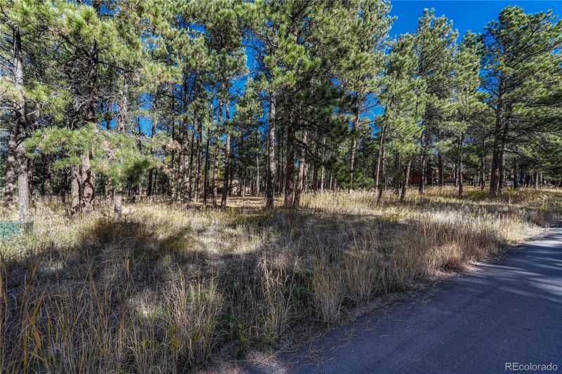3620 Highview Dr, Colorado Springs, CO 80908