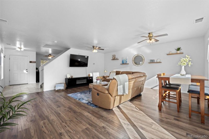 828 Mockingbird Ln, Brighton, CO 80601