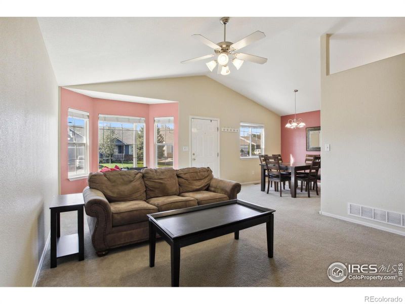 3586 Settler Ridge Dr, Mead, CO 80542