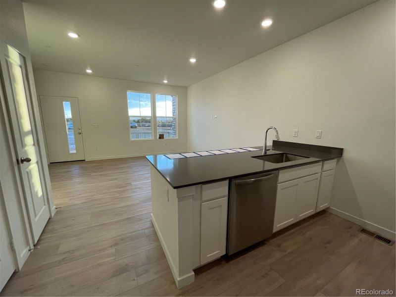 5442 Second Ave, Timnath, CO 80547