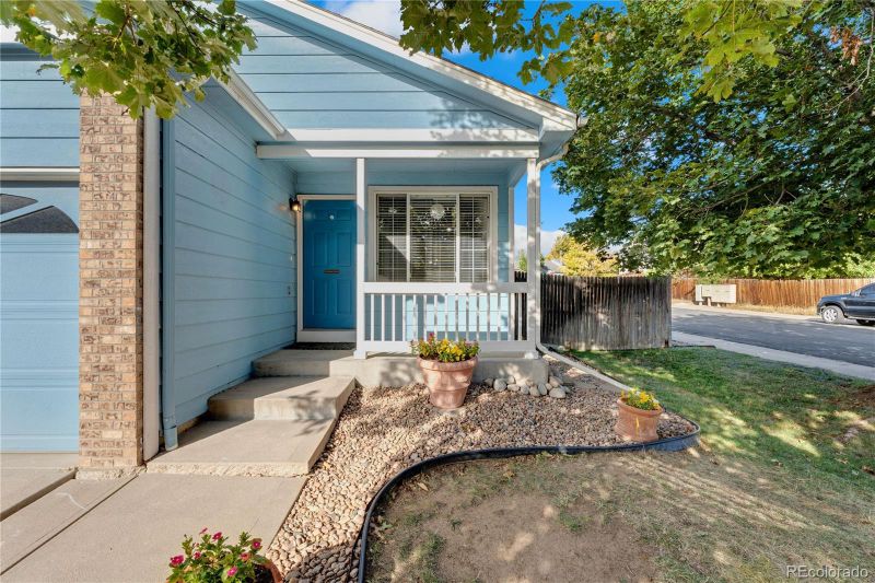 17652 E Brown Cir, Aurora, CO 80013