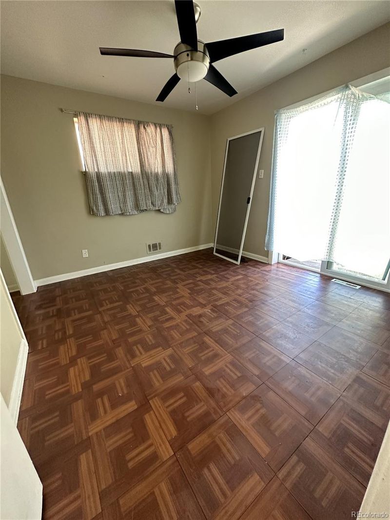 1716 Florence, Aurora, CO 80010