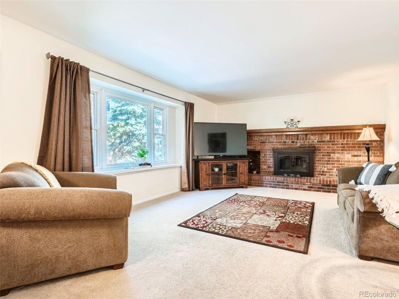 526 E Otero Ct, Littleton, CO 80122