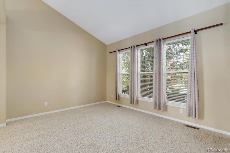25212 E Indore Dr, Aurora, CO 80016