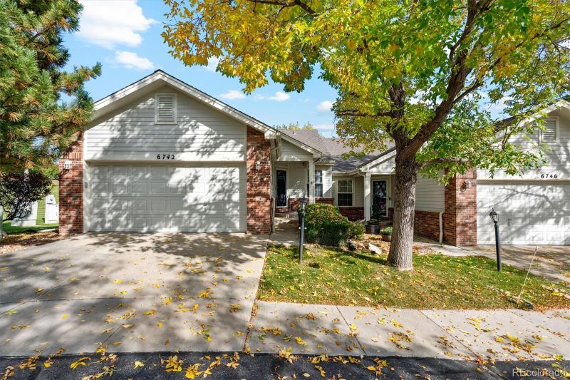 6742 S Dover Cir, Littleton, CO 80128