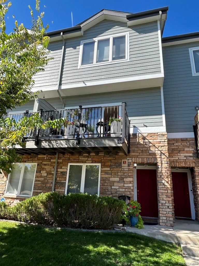 2759 W Riverwalk Cir #F, Littleton, CO 80123