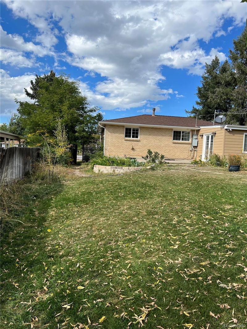 120 Ash Ave, Castle Rock, CO 80104