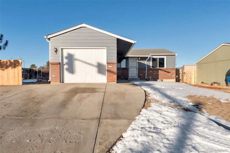 4297 S Pitkin St, Aurora, CO 80013