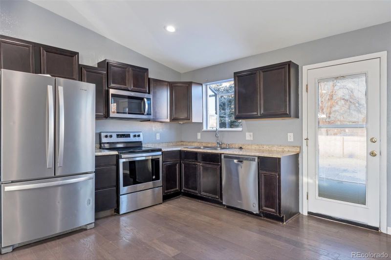4297 S Pitkin St, Aurora, CO 80013