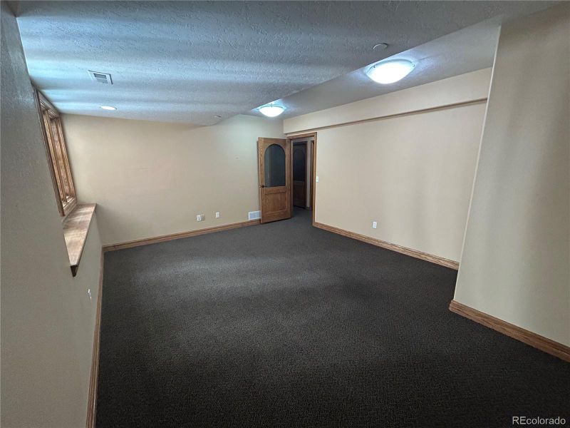 1019 39th Ave #J, Greeley, CO 80634