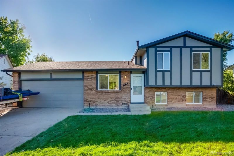 1655 S Mobile St, Aurora, CO 80017