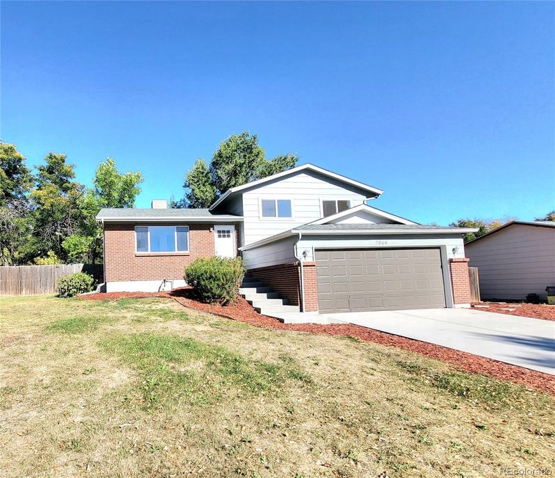 2068 S Quintero St, Aurora, CO 80013