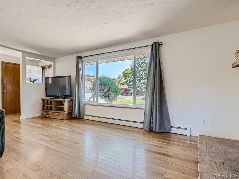 331 S Newland St, Lakewood, CO 80226