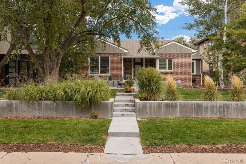 1166 S Saint Paul St, Denver, CO 80210