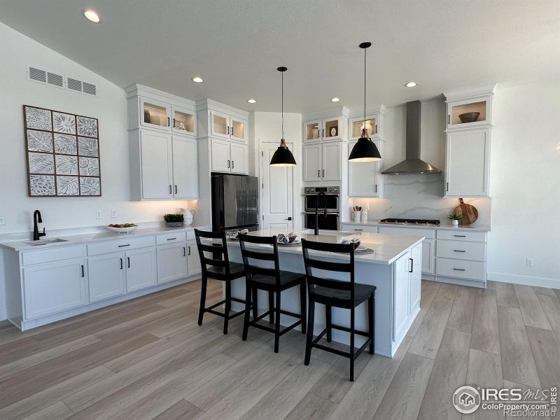 842 Canoe Birch Dr, Windsor, CO 80550