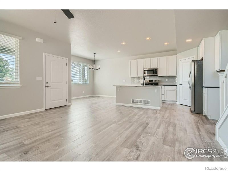 2560 Brookstone Dr #B, Milliken, CO 80543
